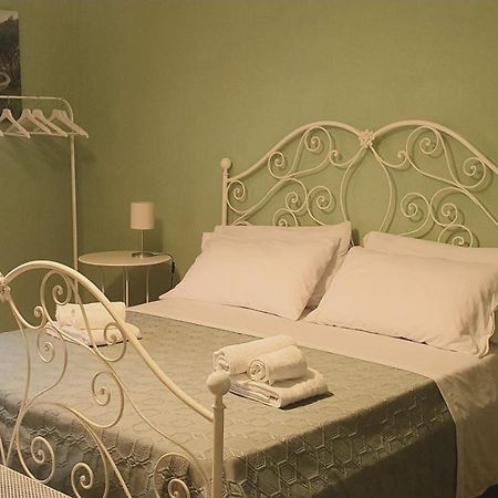 La Casa Di Andreina Hotel Mondello Bagian luar foto
