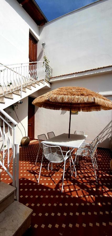 La Casa Di Andreina Hotel Mondello Bagian luar foto
