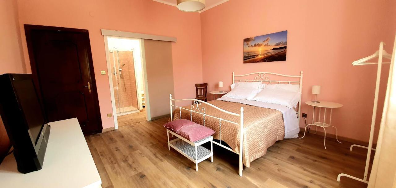 La Casa Di Andreina Hotel Mondello Bagian luar foto