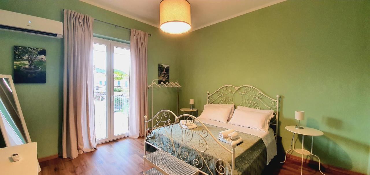La Casa Di Andreina Hotel Mondello Bagian luar foto